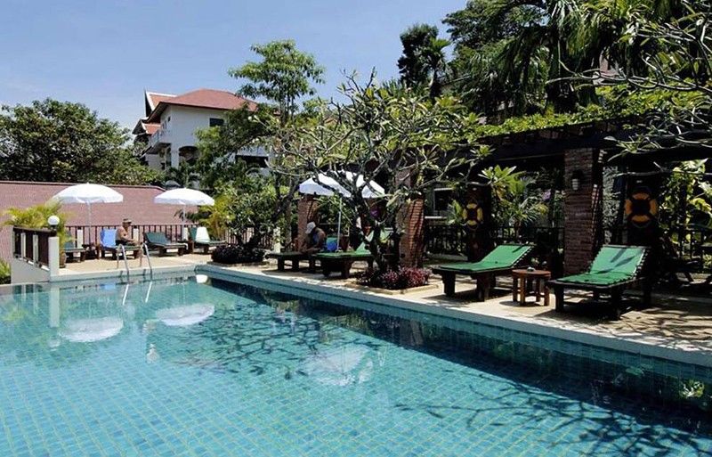 Patong Cottage Resort Luaran gambar