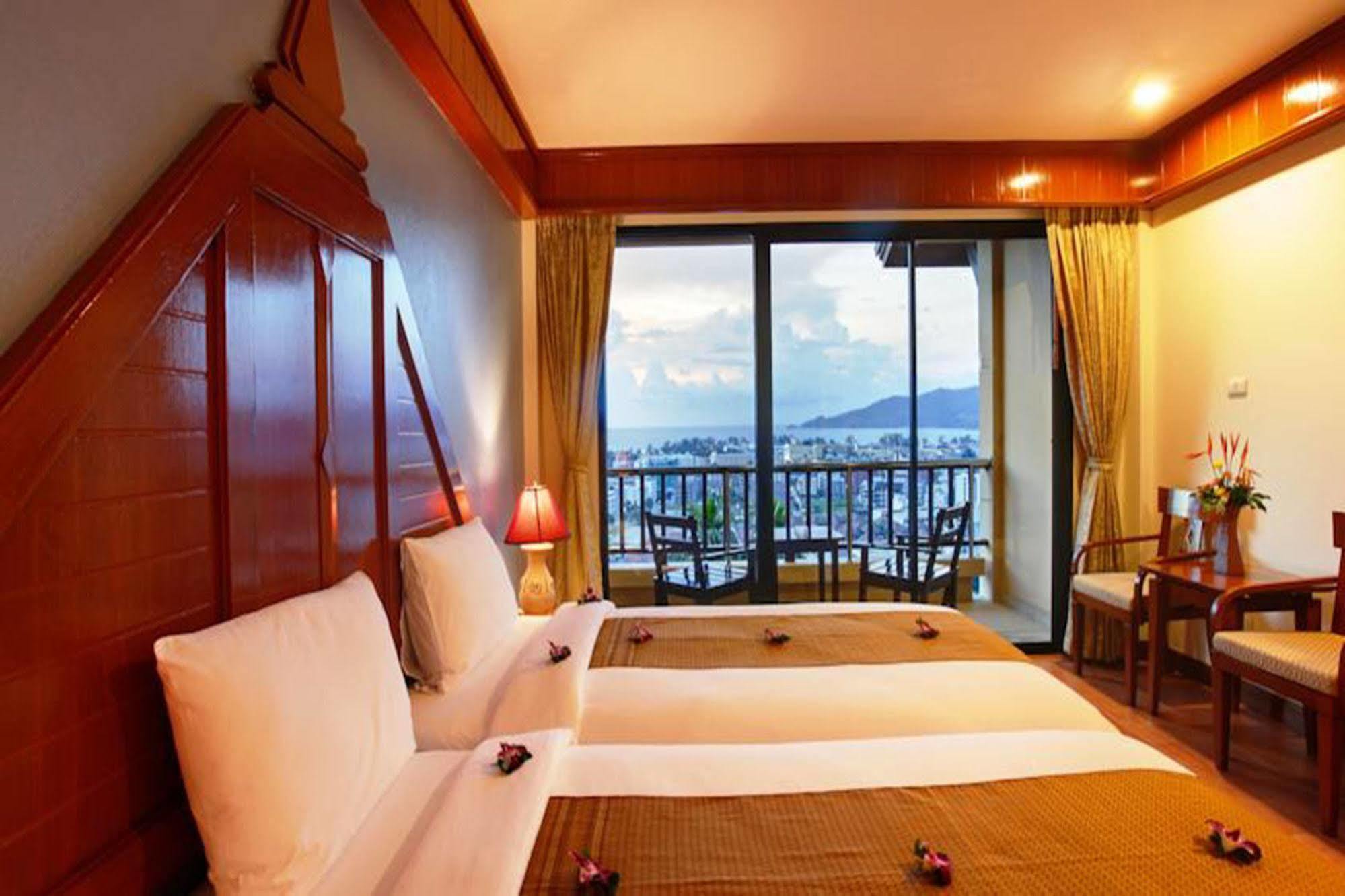 Patong Cottage Resort Luaran gambar